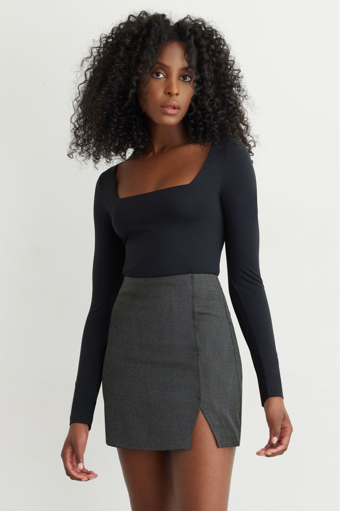 Dynamite Square Neck Midi Crop Top | Centre Eaton de Montréal