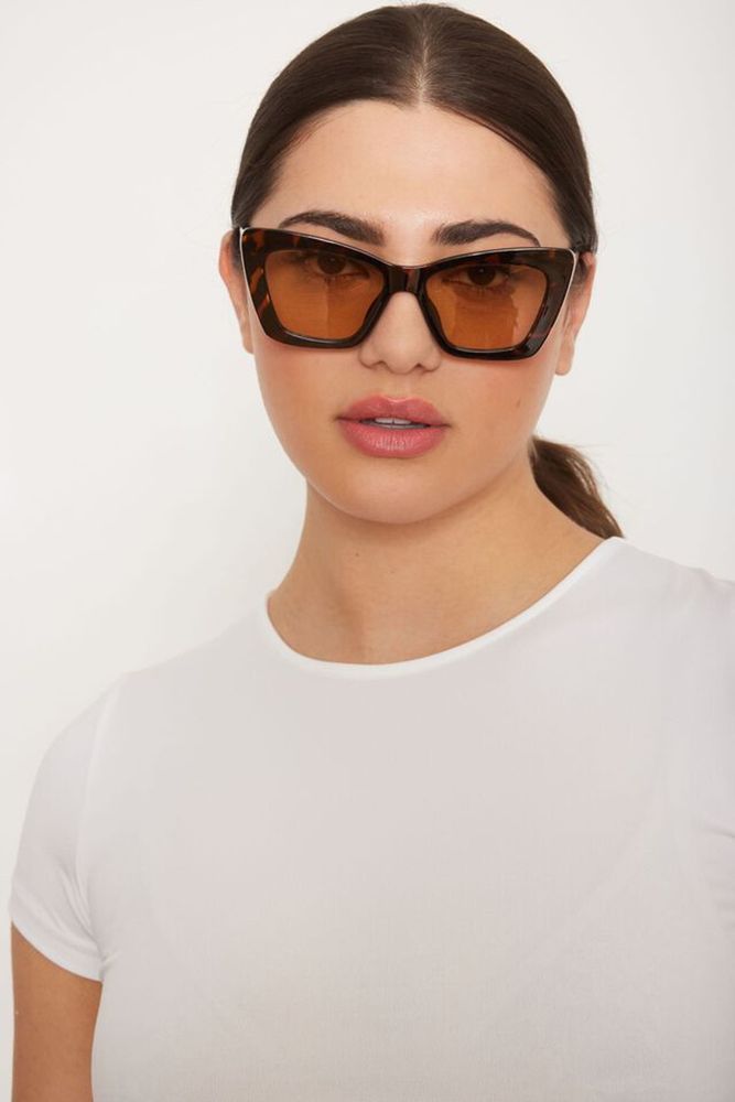 Edgy Cat-Eye Sunglasses