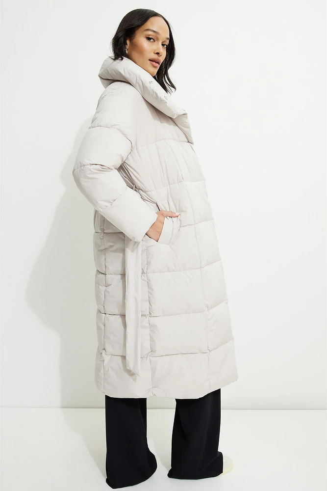 Manteau maxi matelassé à ceinture