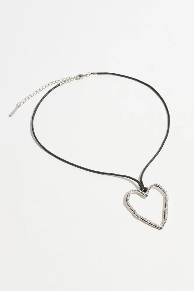 Scrambled Outline Heart Necklace