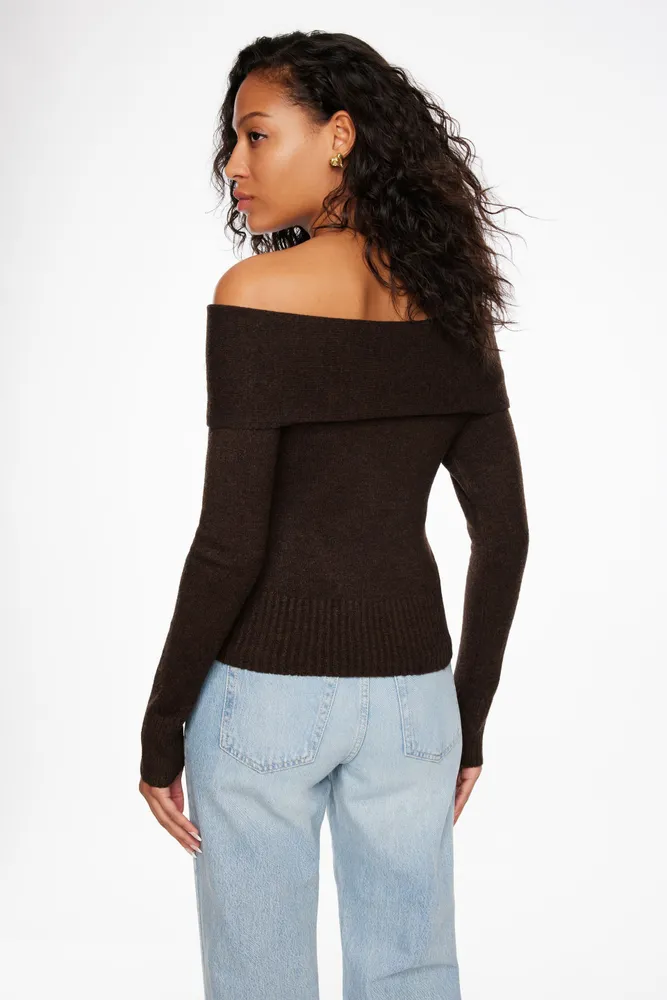 Heavenlyarn™ Off Shoulder Yarn Sweater