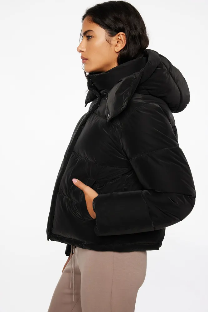 Lustre Puff ™  Short Puffer Jacket