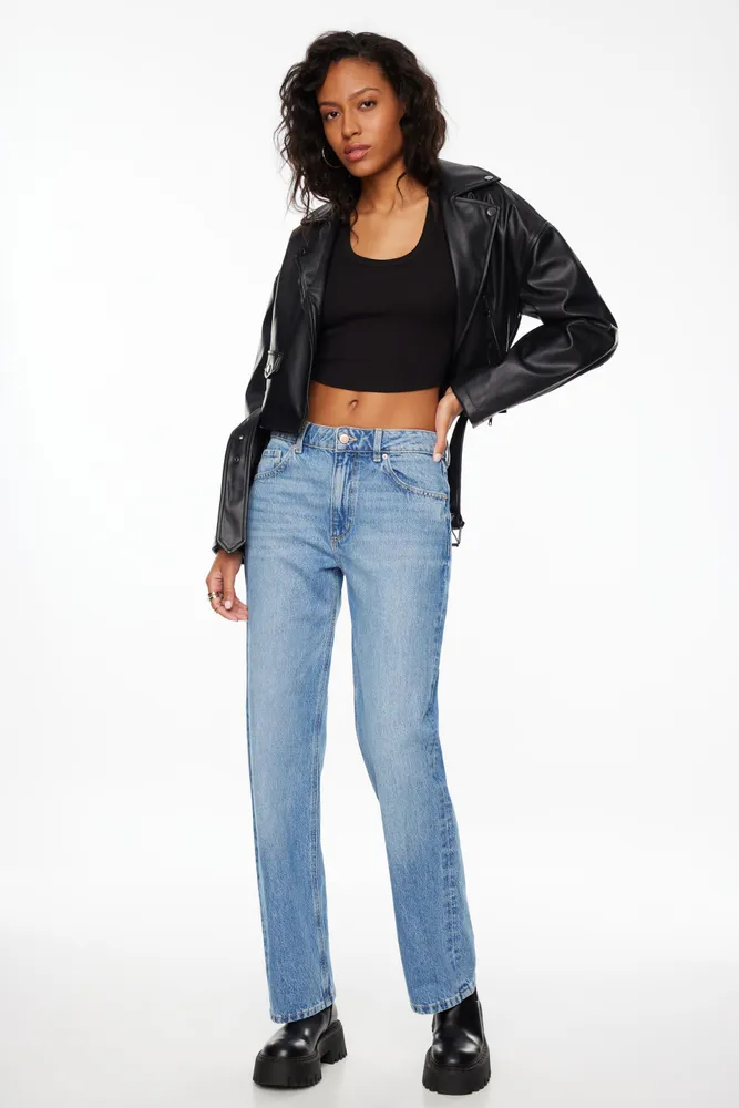 Camden Scoop Neck Crop Top
