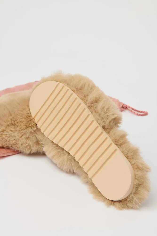 BSS x KGMTL | Faux Fur Slippers