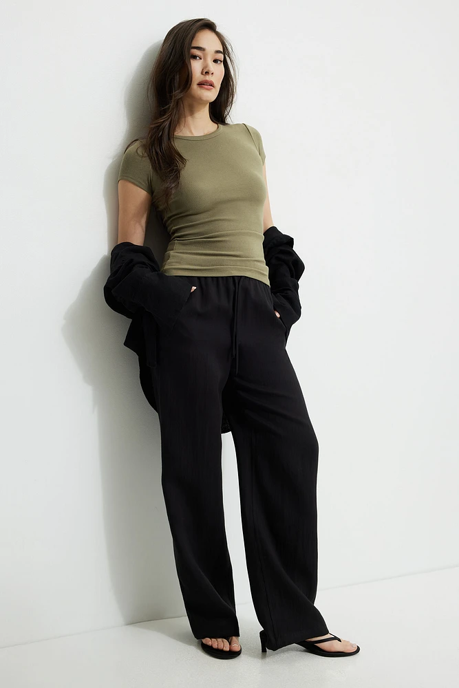 Olive Ribbed Crewneck T Shirt