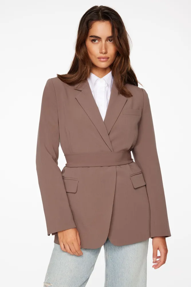 Leia Belted Blazer