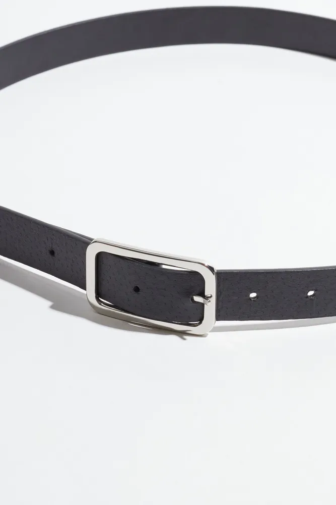 Skinny Round Square Buckle Belt