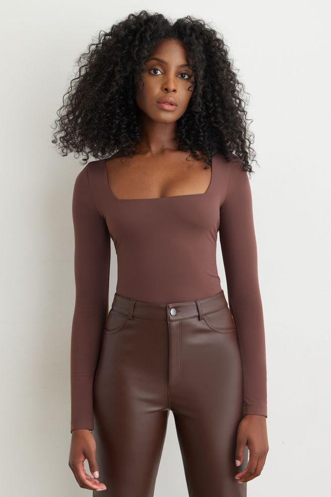 Dynamite Square Neck Midi Crop Top | Centre Eaton de Montréal