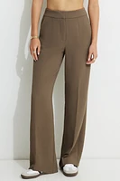 Pantalon fluide à jambe droite Yasmin