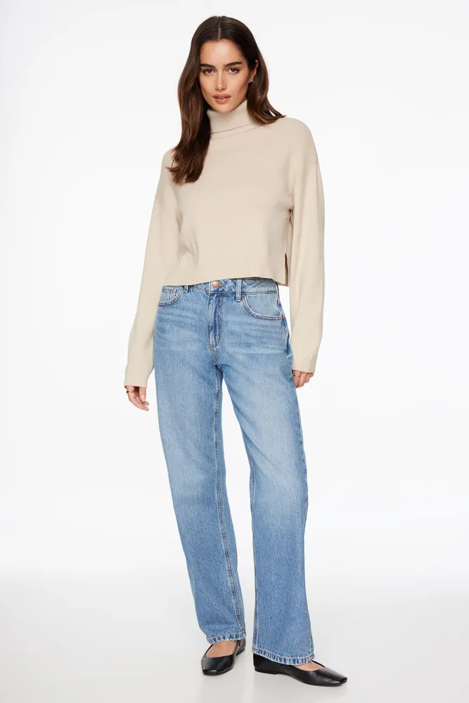 Crop Turtleneck Sweater