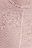 Corset à broderies