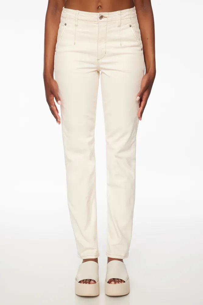 Chiara Slim Straight Jeans