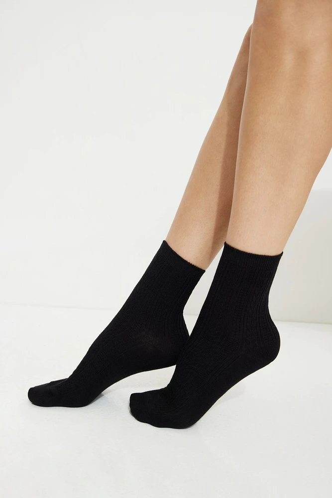 Pointelle Crew Socks