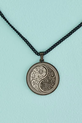 "Yin Yang Black Chain Necklace