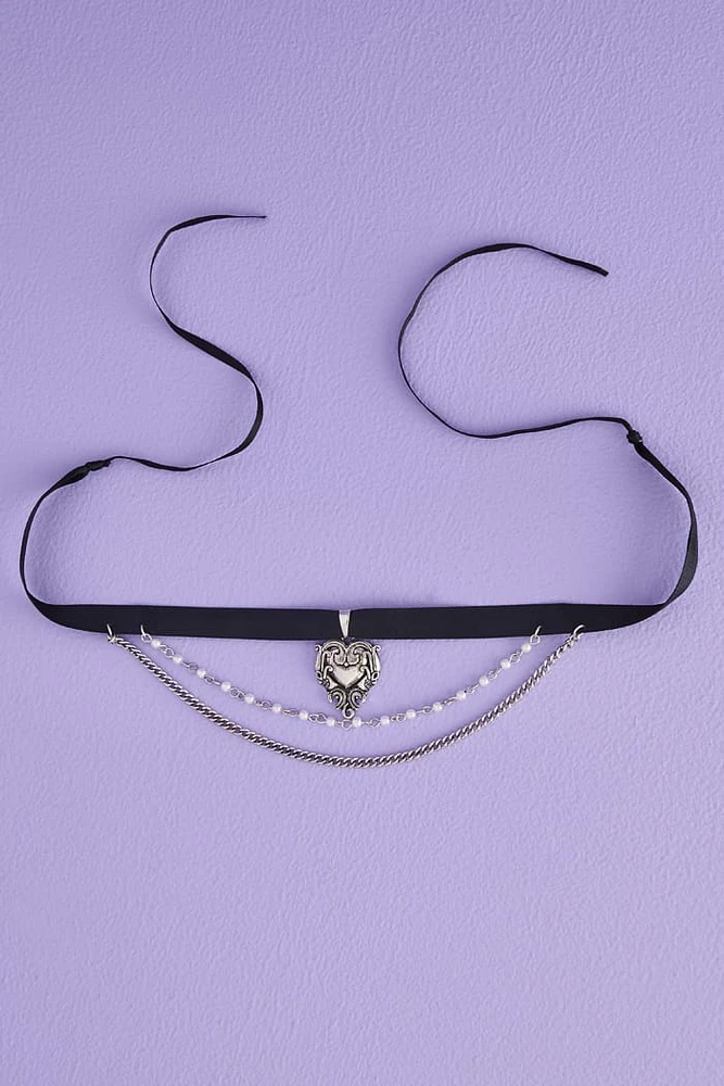 Opulent Heart Choker Necklace