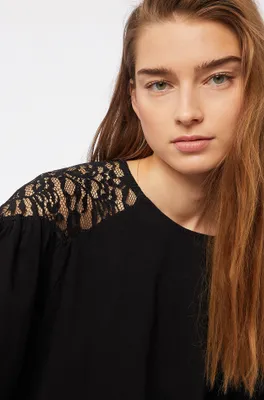 T-shirt manches 3/4 détails dentelle - Phillipa - - Noir - Femme