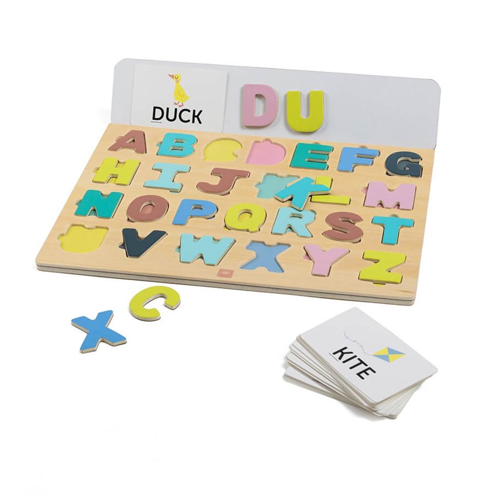 Alfabeto magnético con tarjetas para aprender a escribir