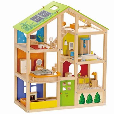 Gran casa de muñecas de madera con muebles