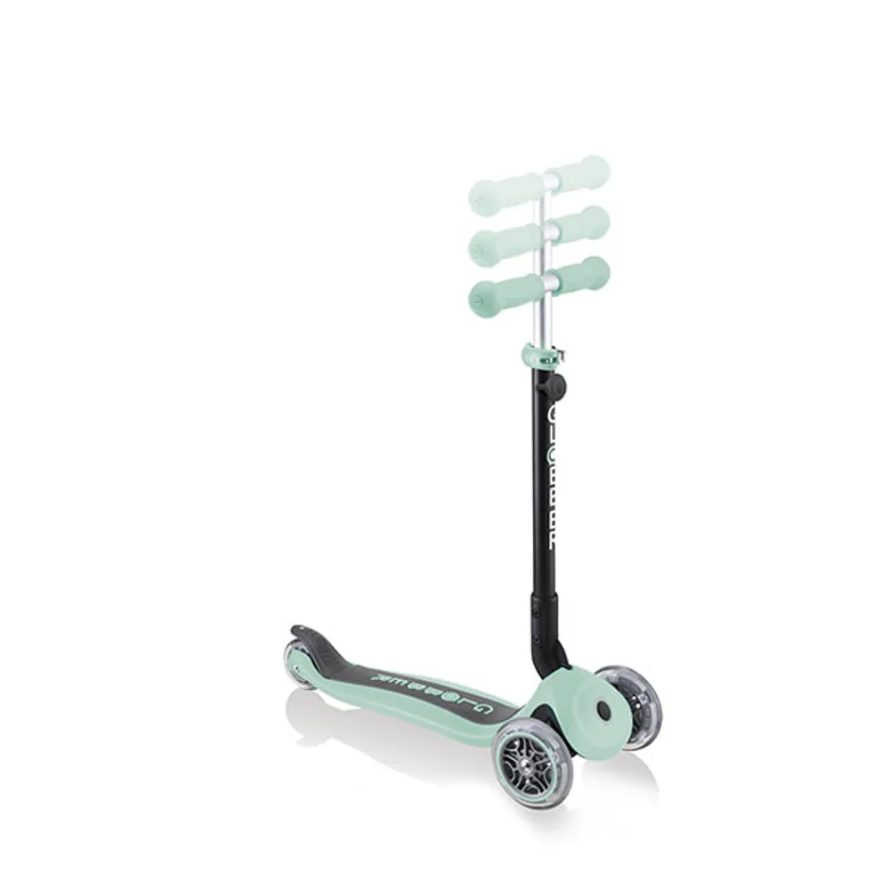 Patinete plegable Globber verde lima