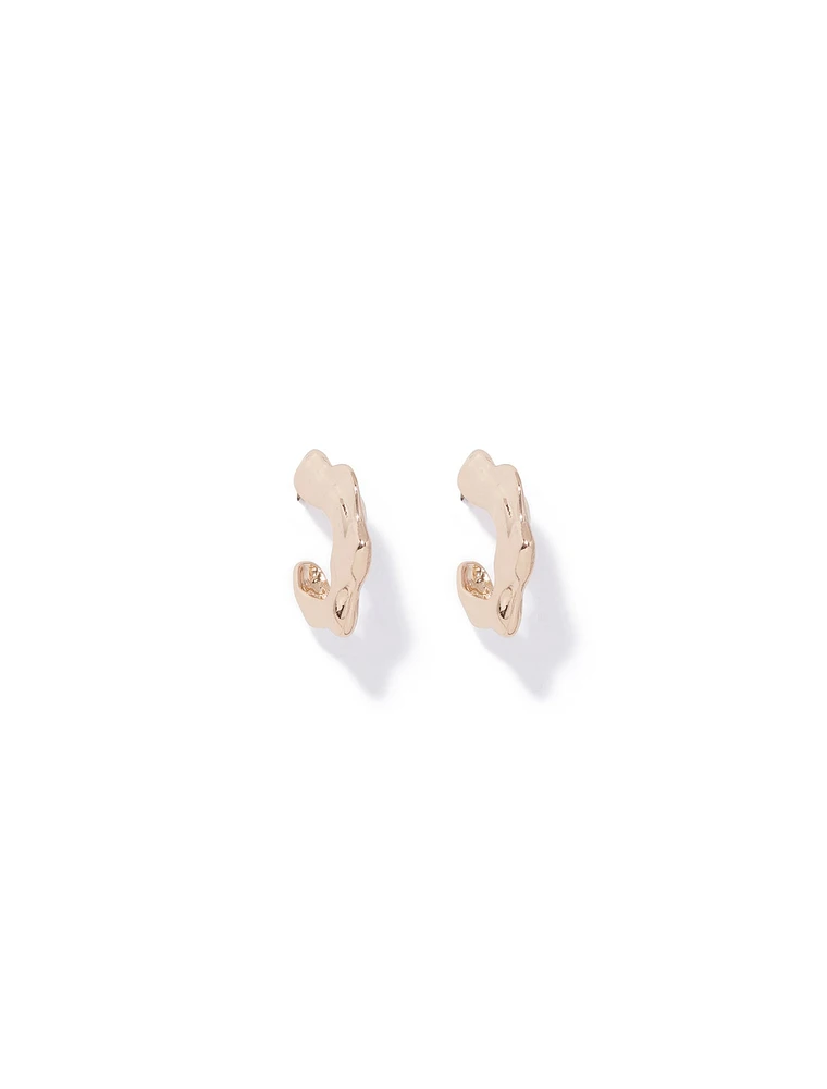 Signature Essy Wave Hoop Earrings