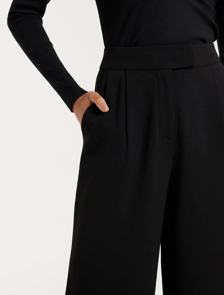 Nylah Petite Wide-Leg Pants