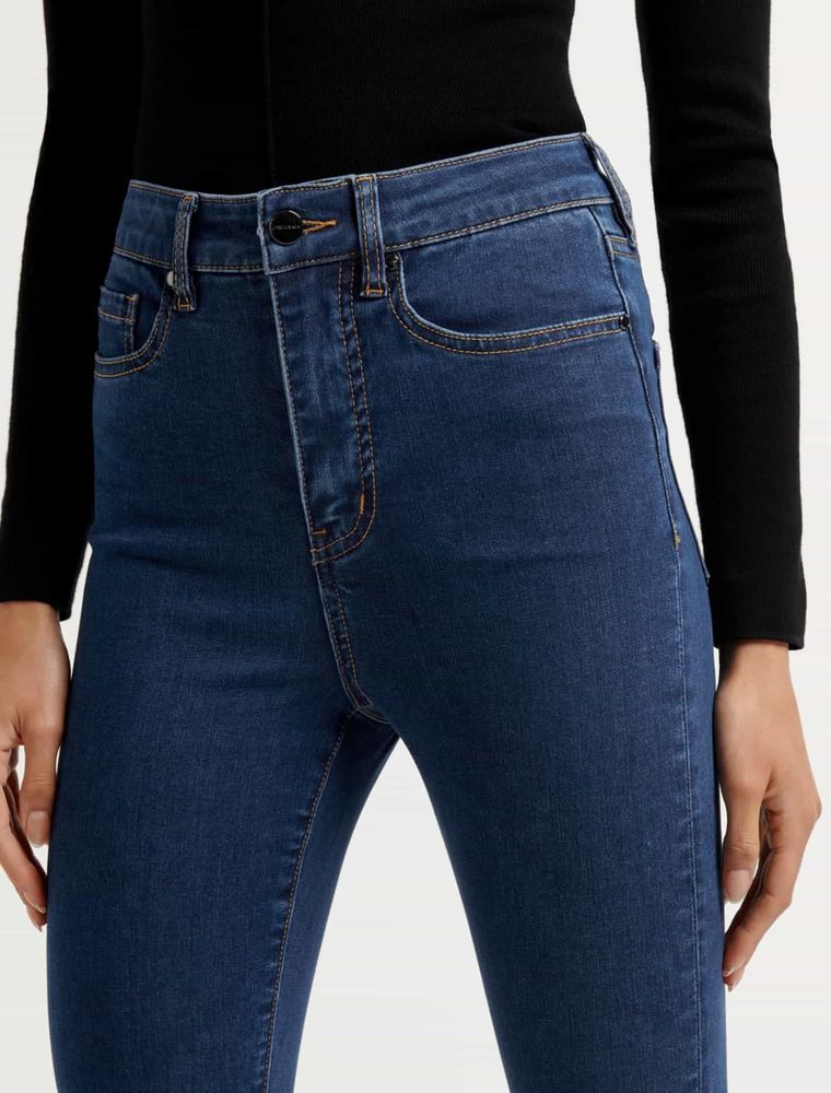 Bella Cropped High-Rise Jeans