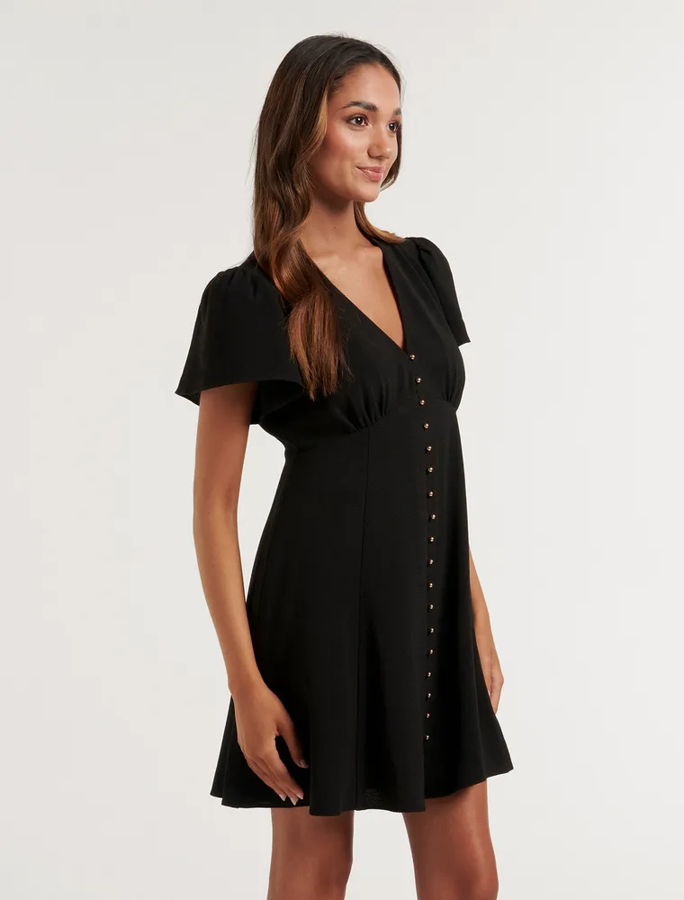 Elodie Petite Flutter-Sleeve Dress