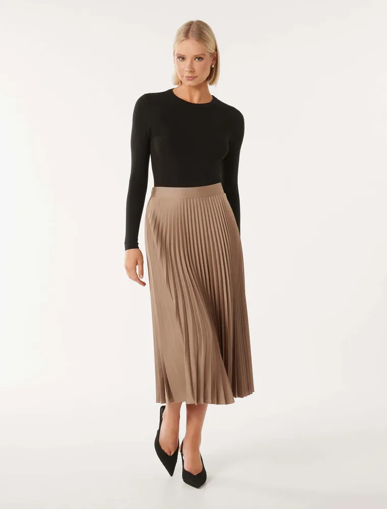 Janelle Long-Sleeve Crew-Neck Top