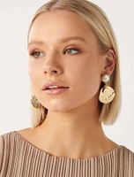 Signature Alegra Textured Pearl Disc Earring - Women's Fashion | Ever New