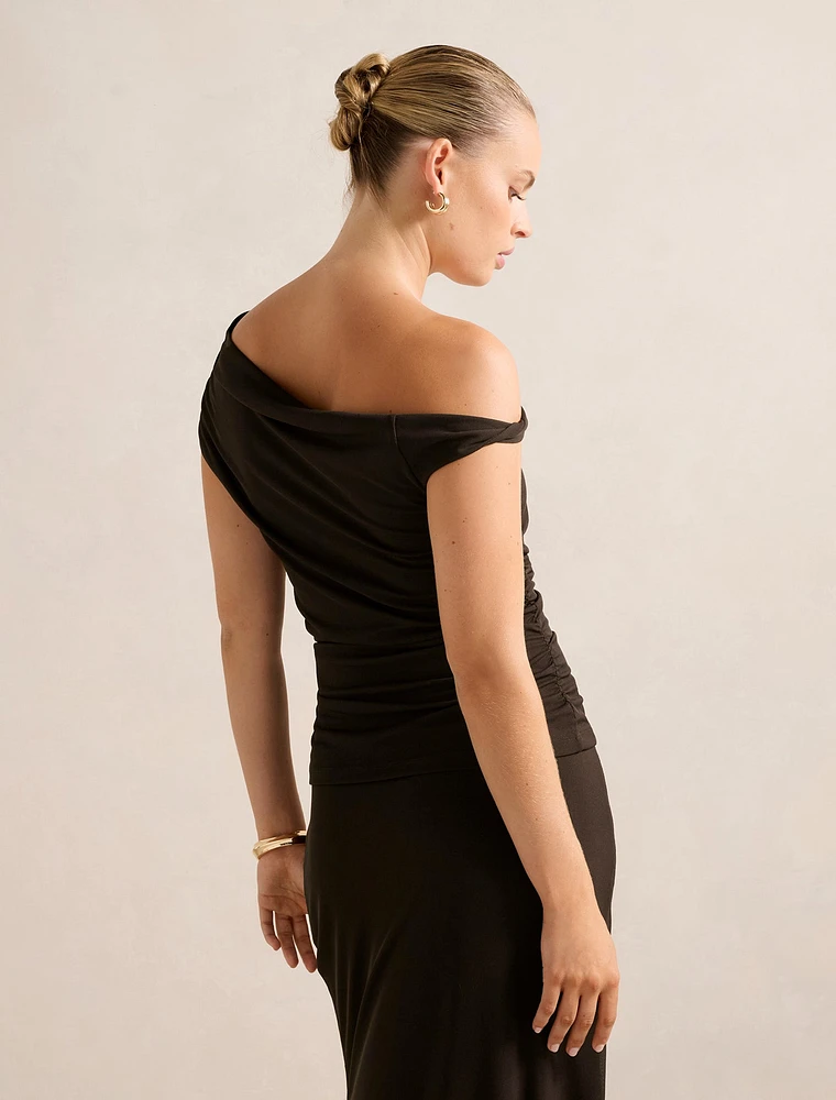 Mia Twist-Side Top
