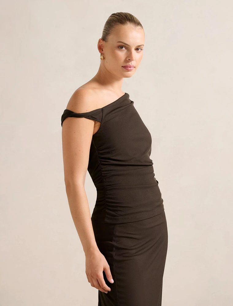 Mia Twist-Side Top