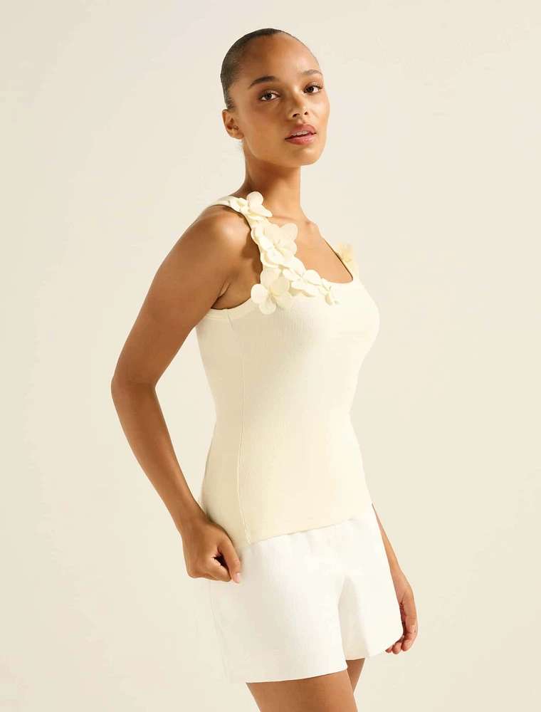 Pia Applique Scoop Neck Tank