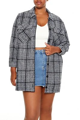 Plus Plaid Dolphin-Hem Shacket