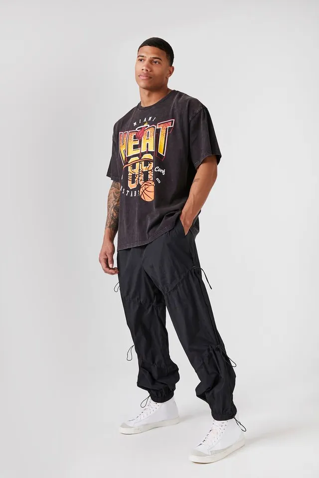 The Wild Collective Black Chicago Bulls Allover Logo Jogger Pants Size: Small