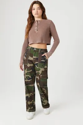 Women's Camo Print Denim Cargo Pants in Olive Medium