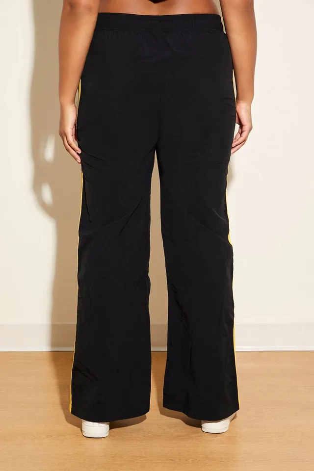 Plus Size Faux Leather Pull On Cargo Pants - Black