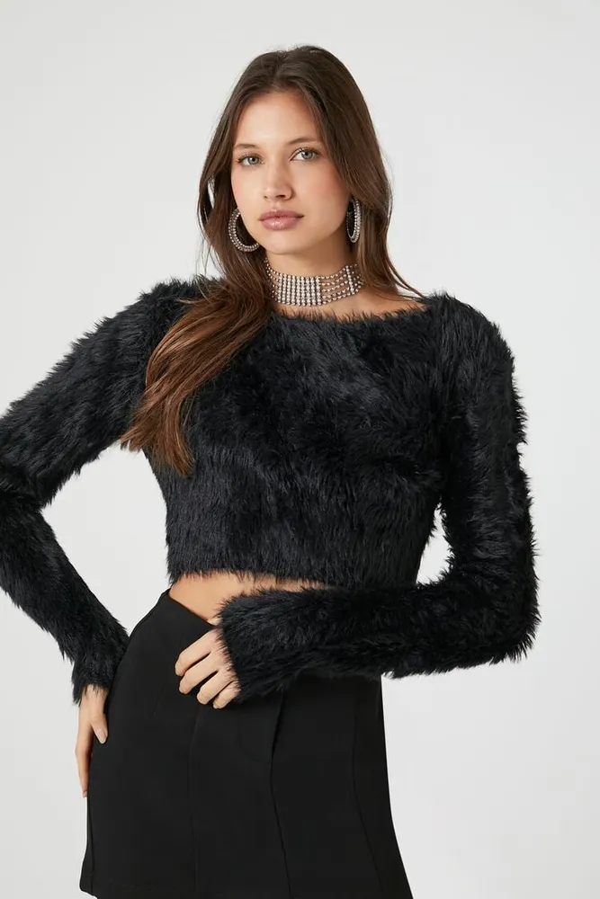 Women's Fuzzy Knit Cropped Sweater in Black Large