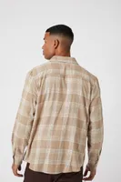 Men Plaid Curved-Hem Shirt in Taupe Medium