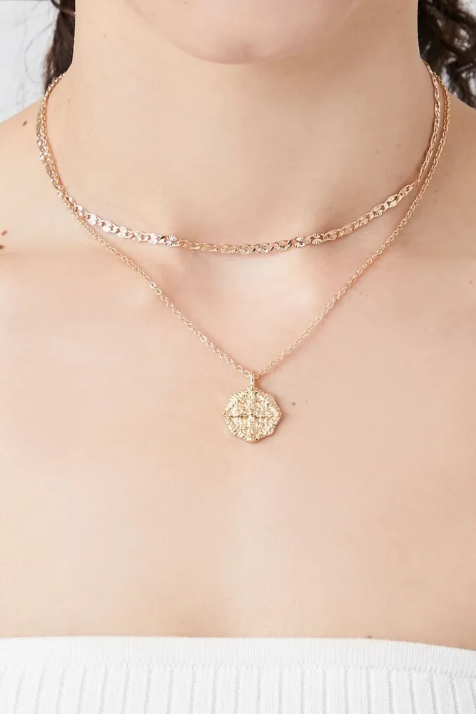 Women's Layered Etched Pendant Necklace in Gold