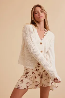 Women's Cable Knit Cardigan Sweater in Ivory Small
