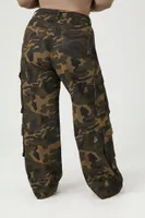 Women's Camo Print Cargo Pants in Olive, 3X