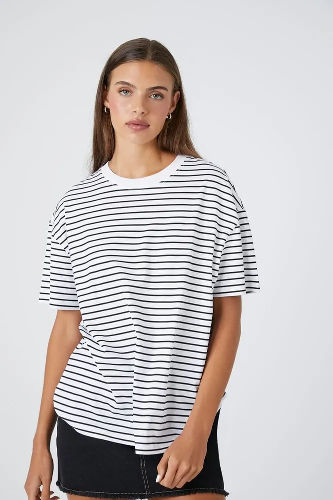 Women's Oversized Striped T-Shirt in Black/White Small