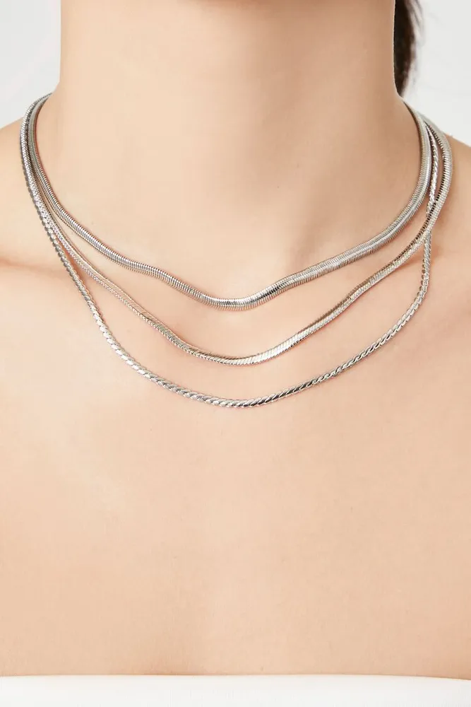 Women's Layered Omega Chain Necklace in Silver