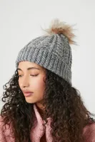 Cable Knit Pom Pom Beanie in Grey