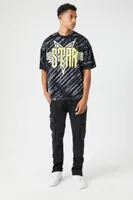 Men Studded Star Graphic Tee in Black Medium