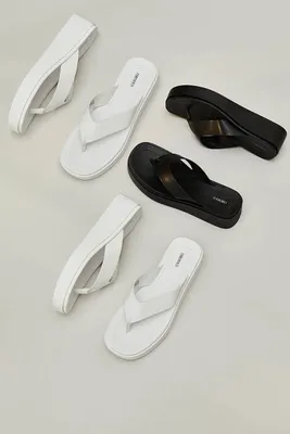 Women's Faux Leather Platform Thong Sandals in White, 8.5