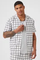 Men Linen-Blend Geo Print Shirt in White/Black Large