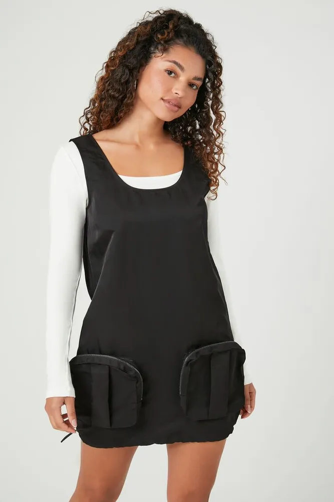 Women's Cargo Pocket Mini Dress in Black Medium