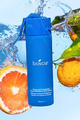 boscia Papaya and Pomegranate Enzyme Exfoliating Body Cleanser in Blue