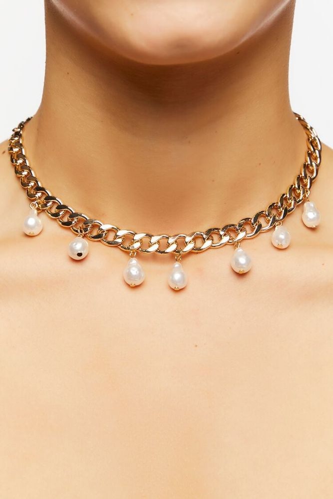 Sold at Auction: Elevate Your Look With Our Stunning Faux Pearl Cluster  Necklace. This Elegant Piece Exudes Classic Sophistication And Adds A  Timeless Touch Of Glamour To Any Outfit.